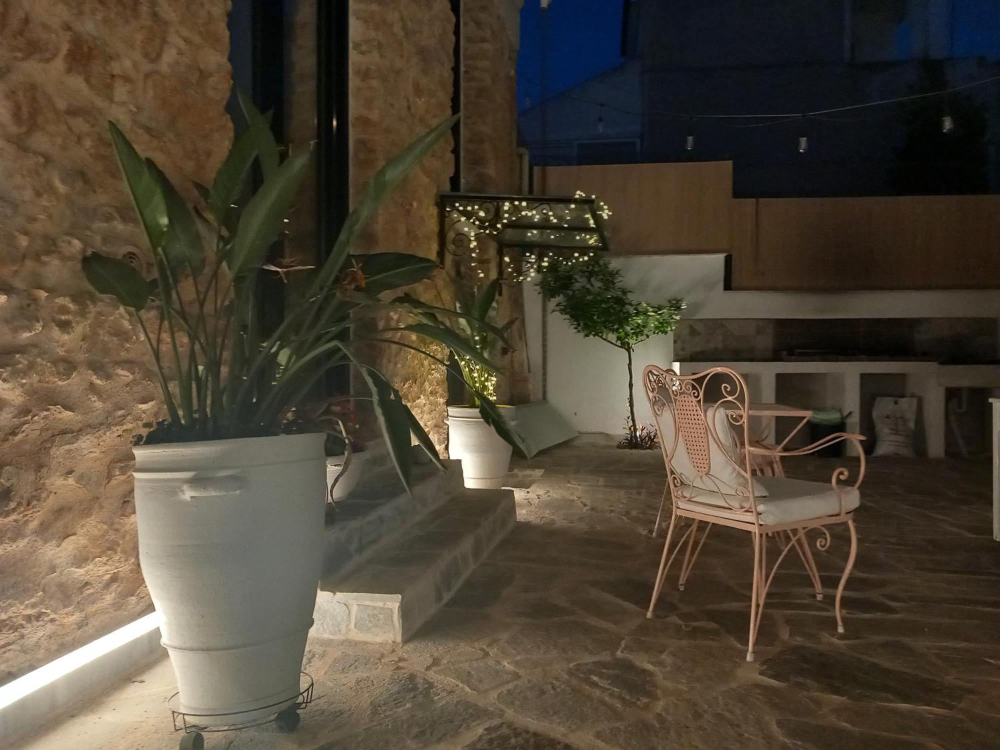 Апартаменты Stoa House Airport Коропион Экстерьер фото